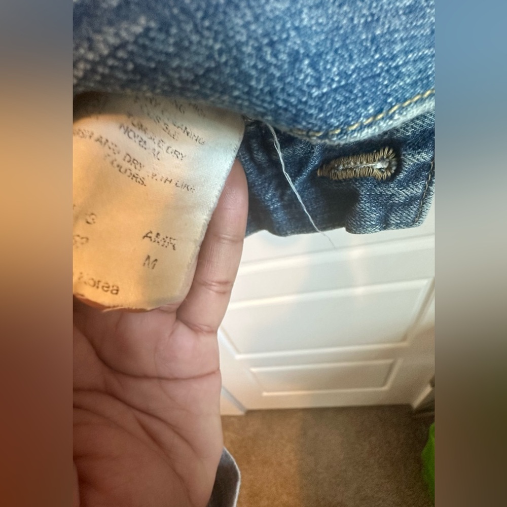 Jean jacket - Picture 2 of 4